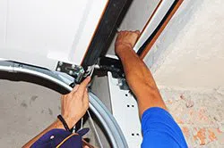 Metro Garage Door Repair Service Osteen, FL 407-279-1047 - repair-side